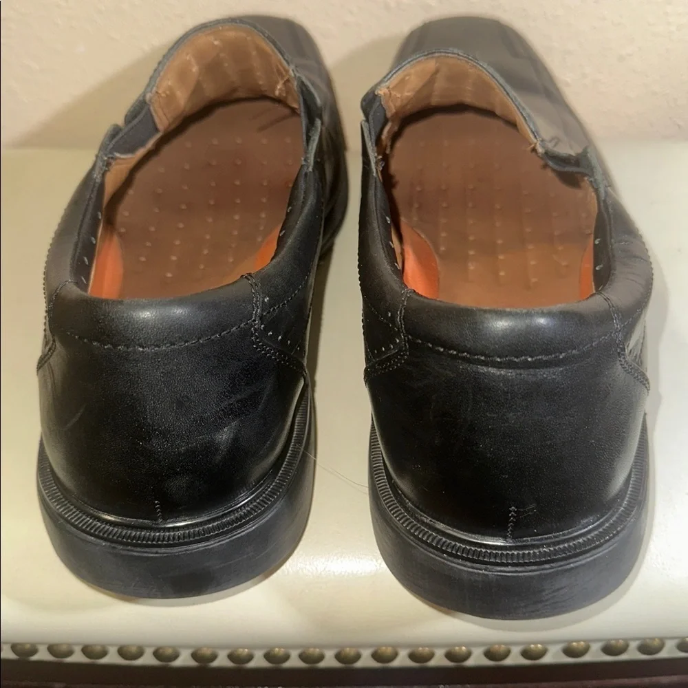 Clarks preowned notice